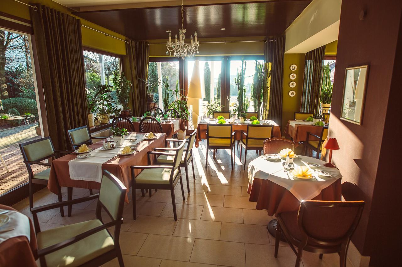 Lindenhof Hotel Tepe Damme Bagian luar foto